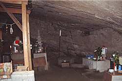 �{���E��