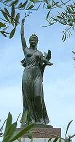 �I���[�u�̏��_